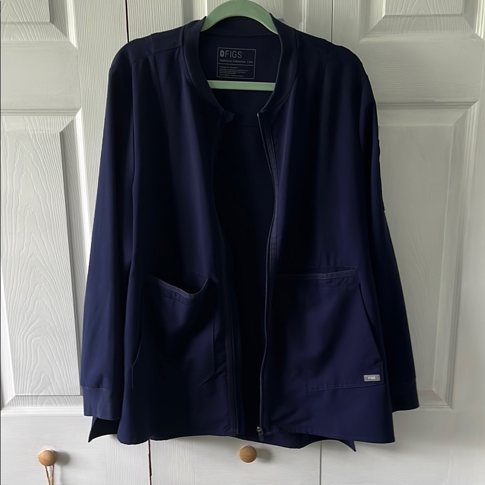 Figs Women's Navy Bellery Jacket
